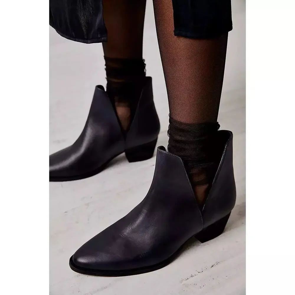 Free People Charm Double V Ankle Black Leather Boots Size 38 EU - Picture 12 of 12